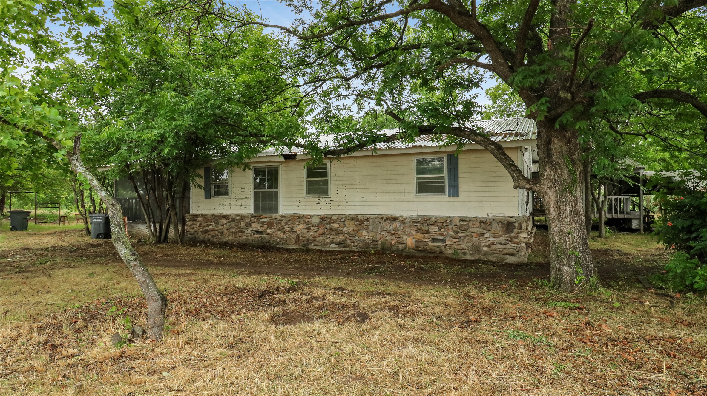 306 Denver Road