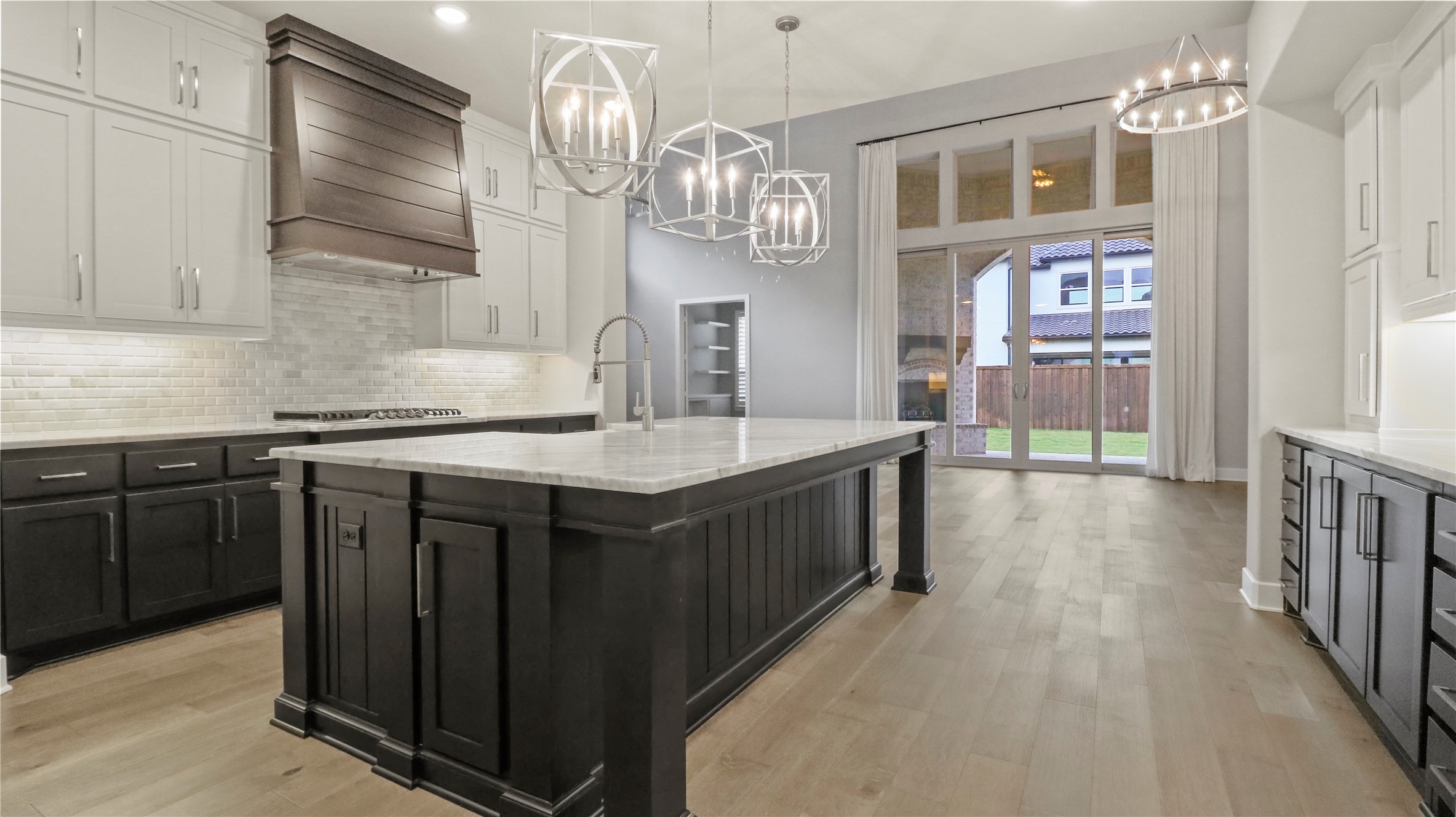 2341 Rainforest Drive