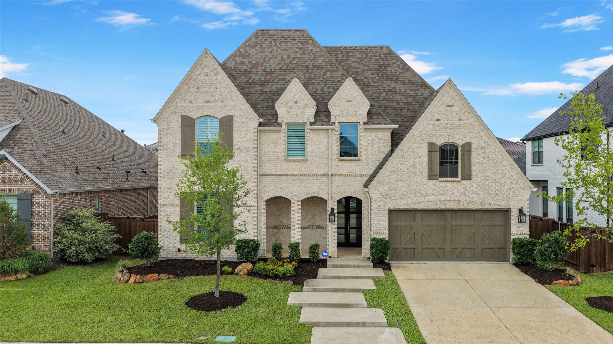 2341 Rainforest Drive