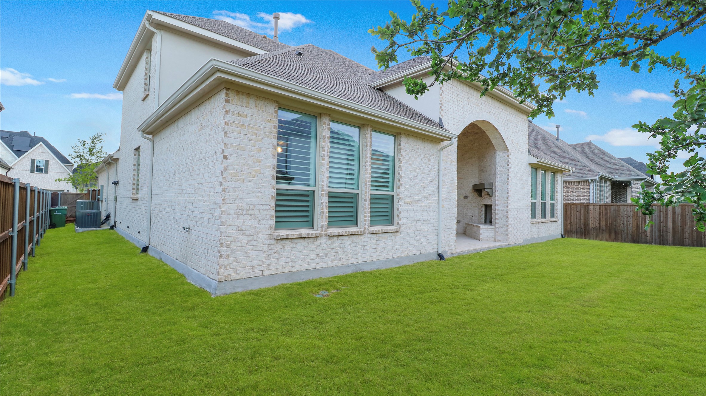 2341 Rainforest Drive