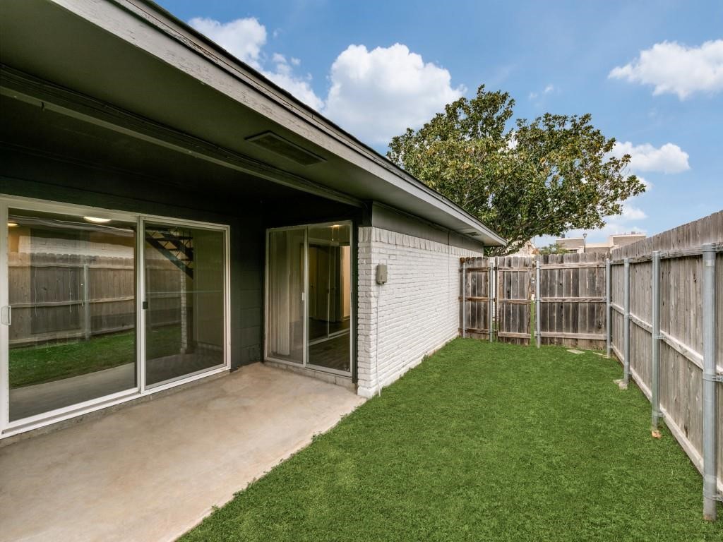100 Trellis Place