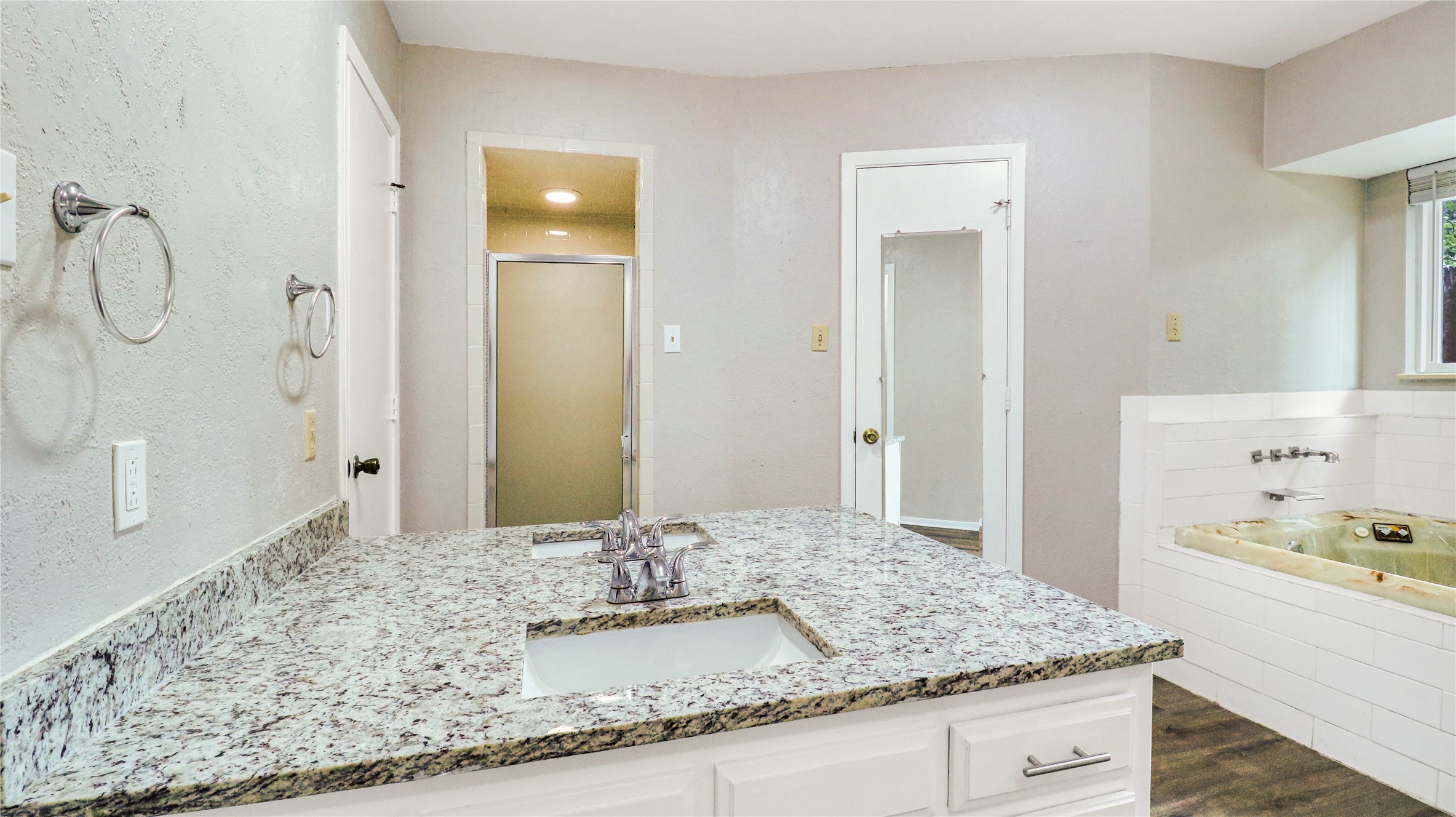 4517 Willow Bend Drive