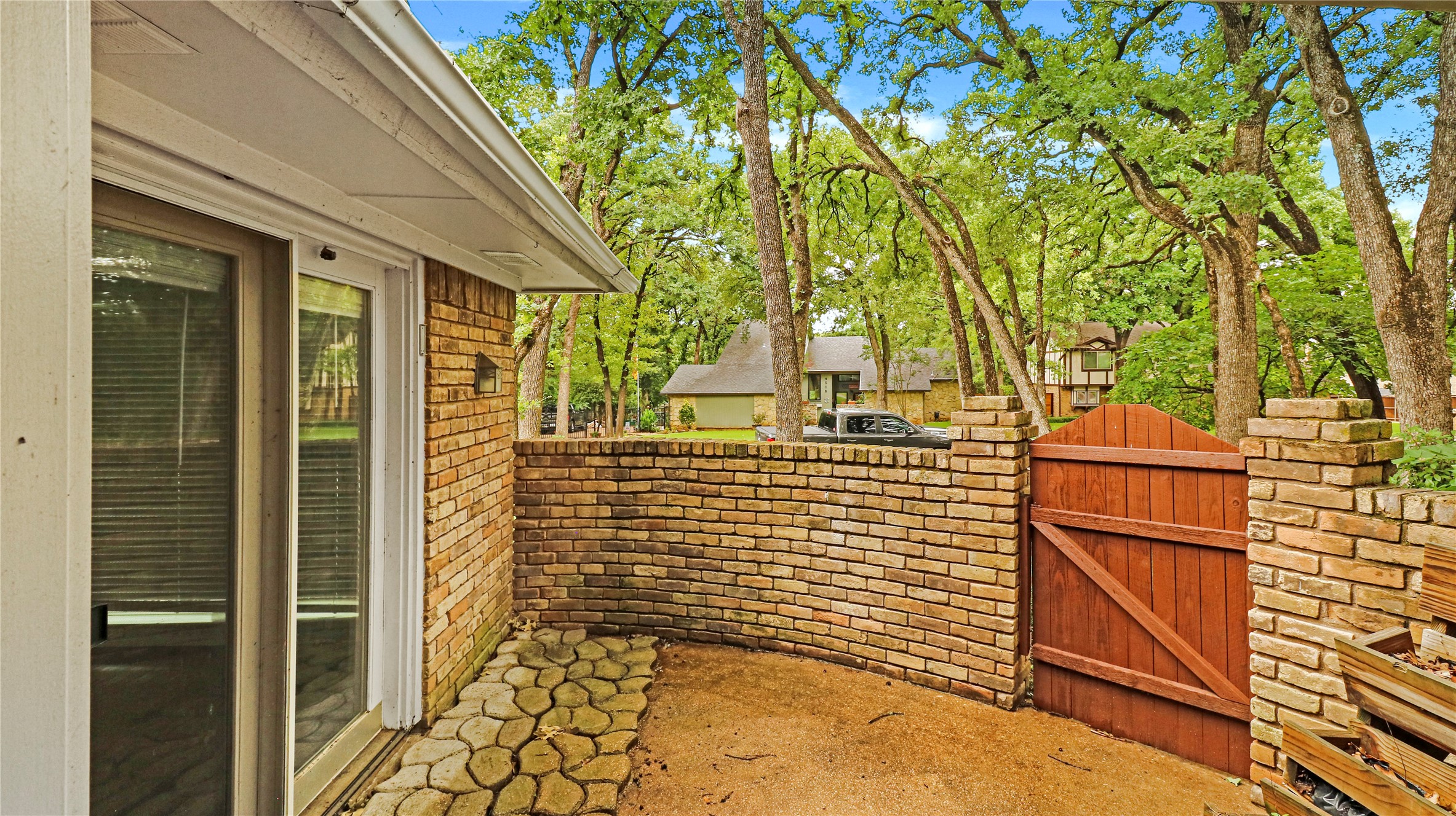 4517 Willow Bend Drive