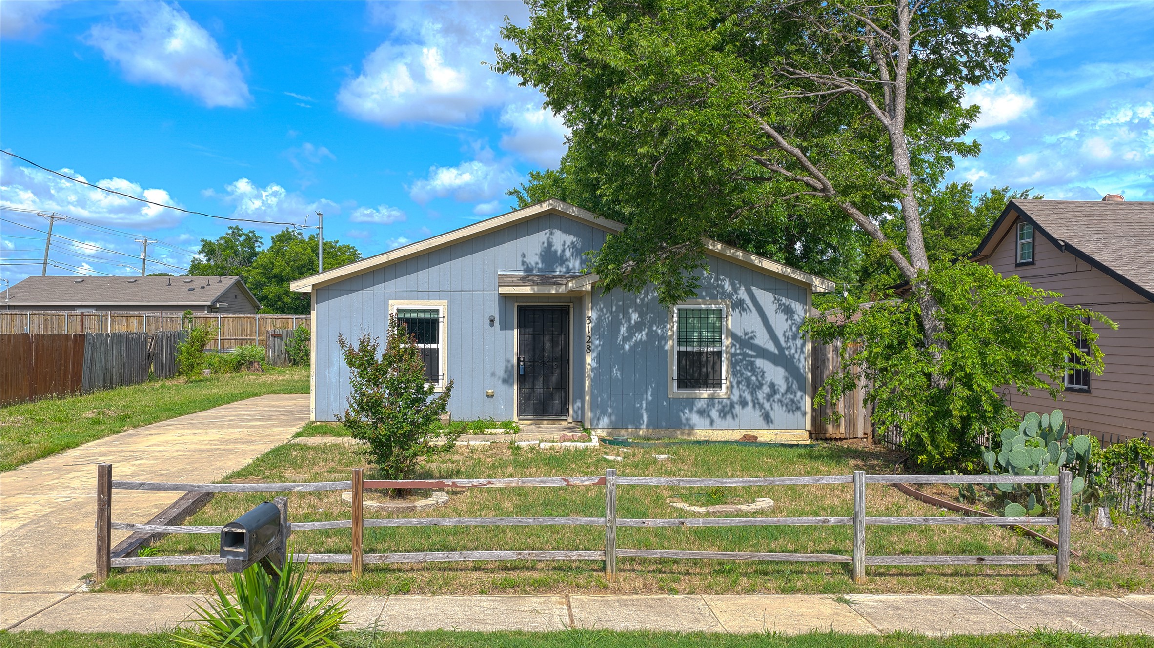 3128 Bright Street