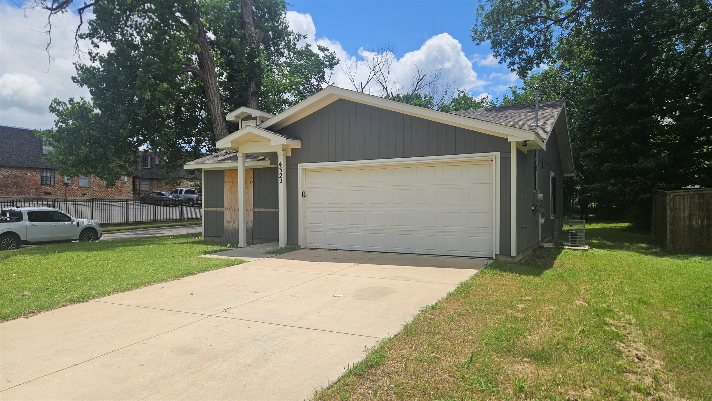 4322 Robert L Parish Sr Avenue