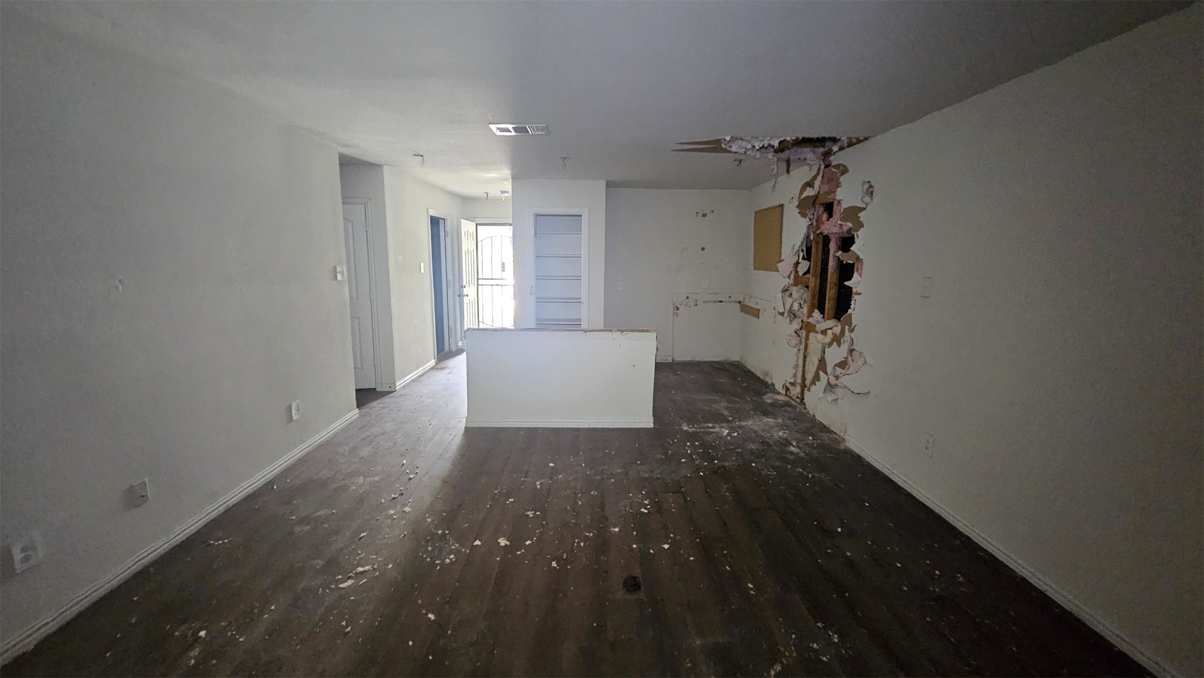 4322 Robert L Parish Sr Avenue