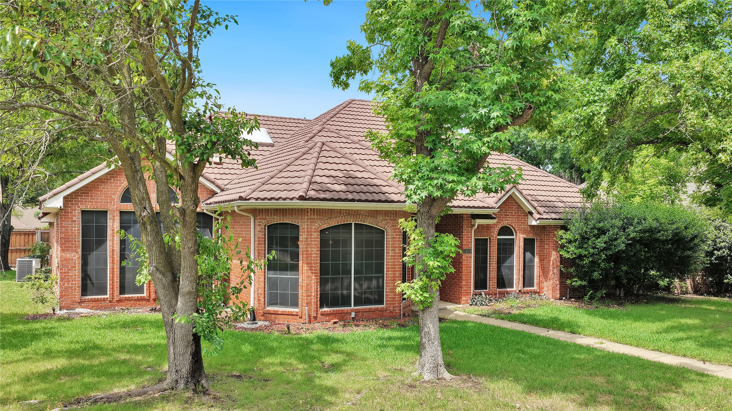 1409 Nettleton Drive