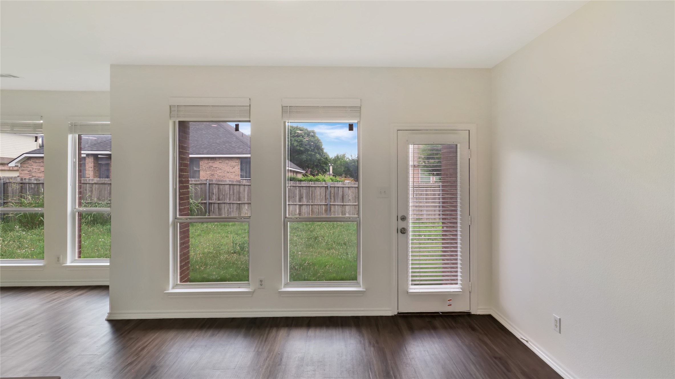 1106 Eastbrook