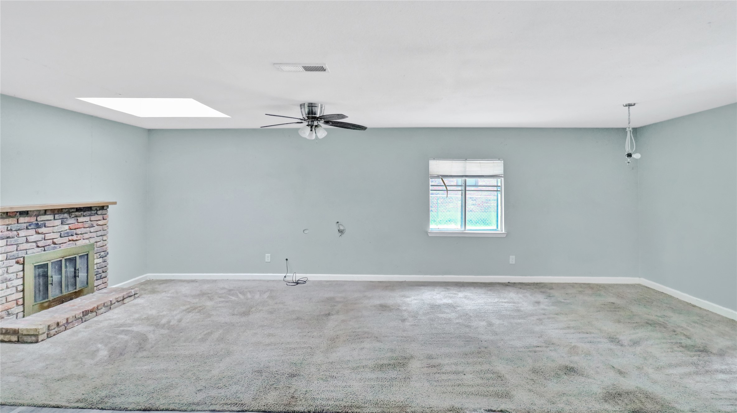 318 E Stark Road