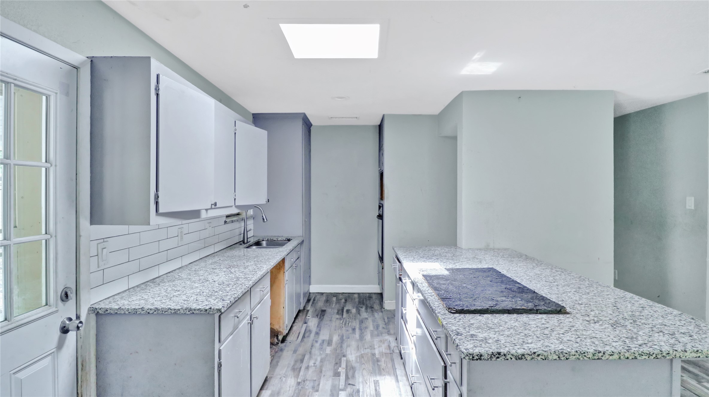 318 E Stark Road