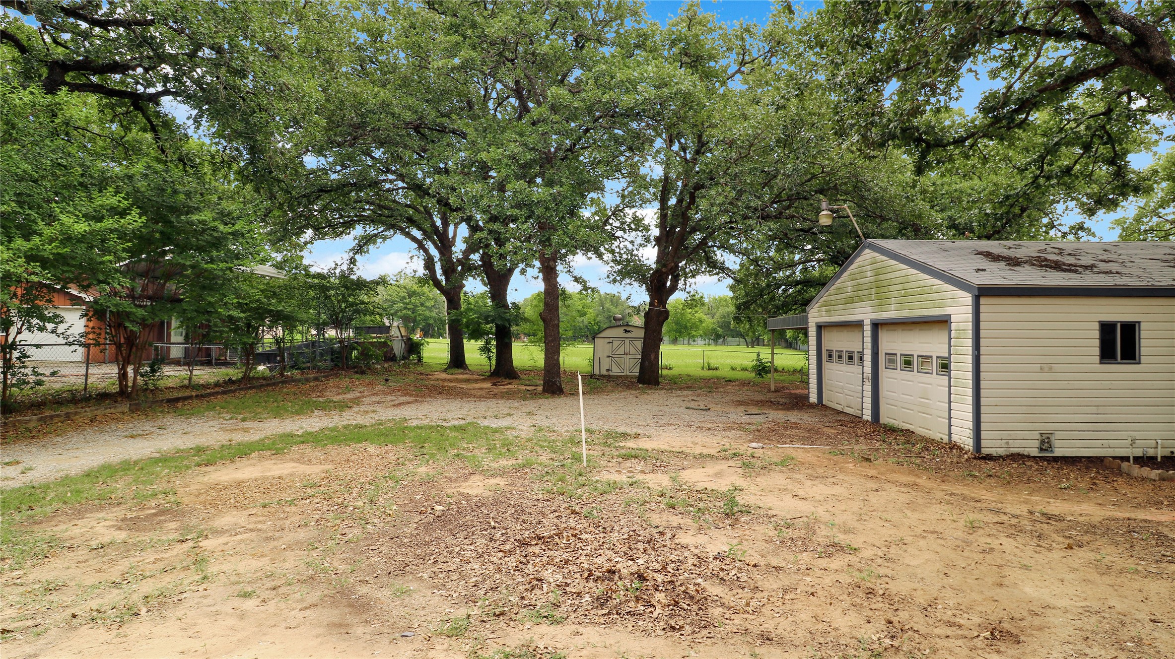318 E Stark Road