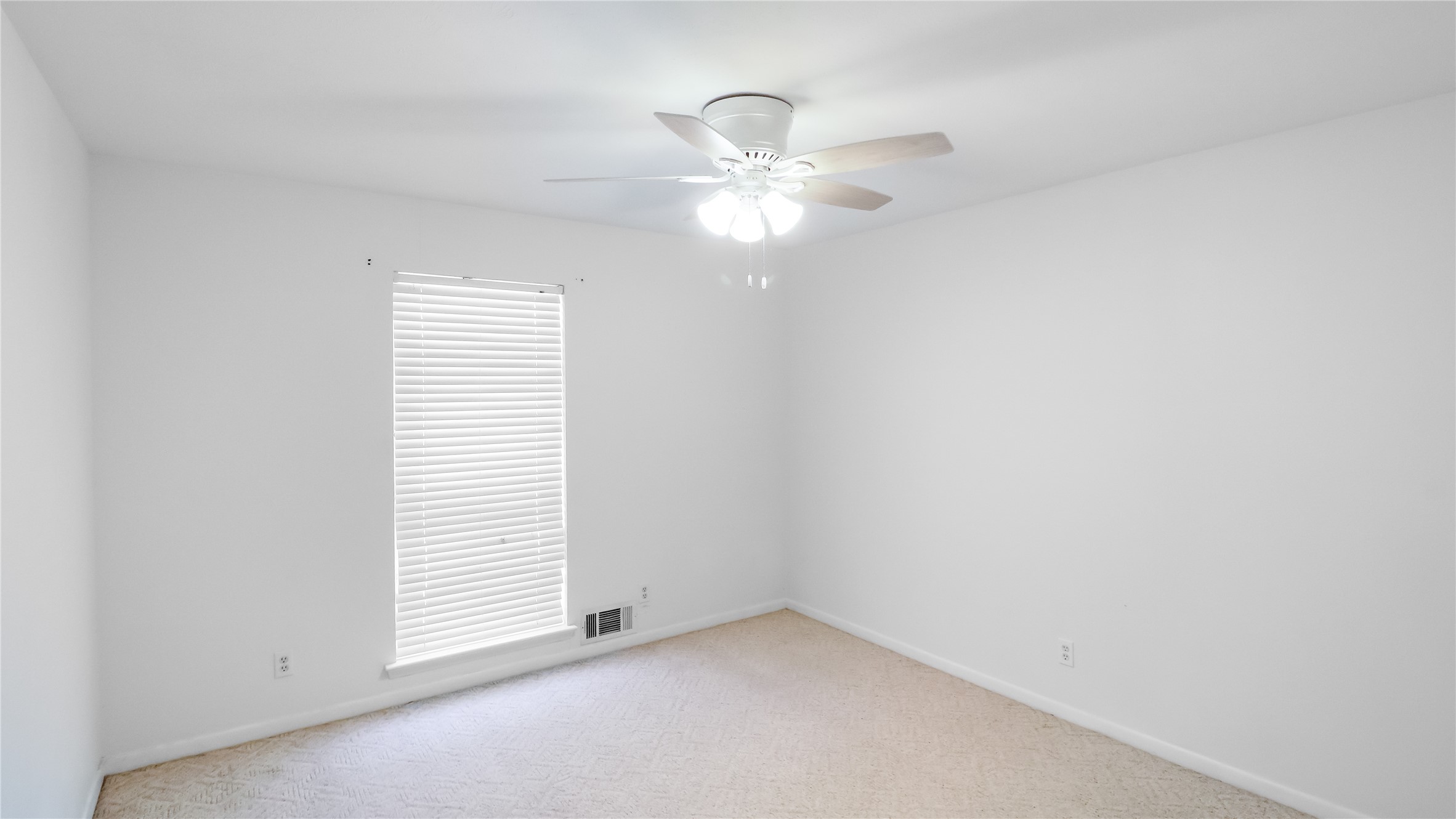 1526 Charleston Drive
