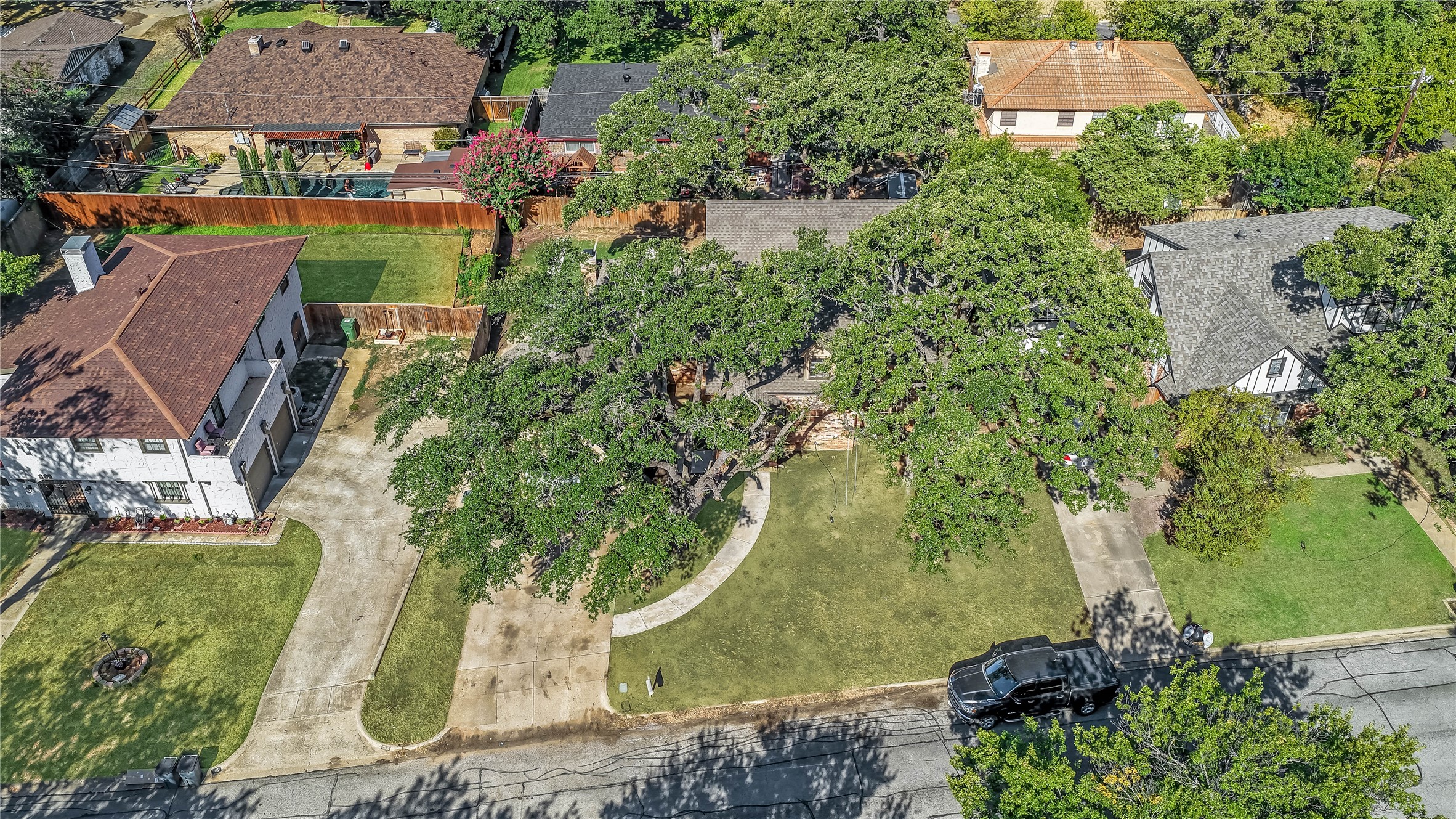 813 Chaparral Court