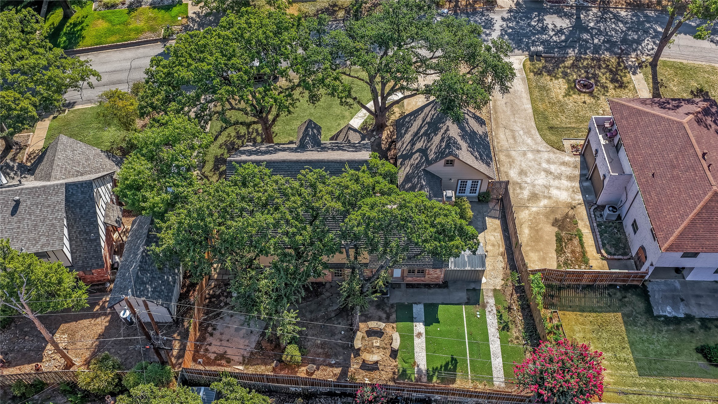 813 Chaparral Court