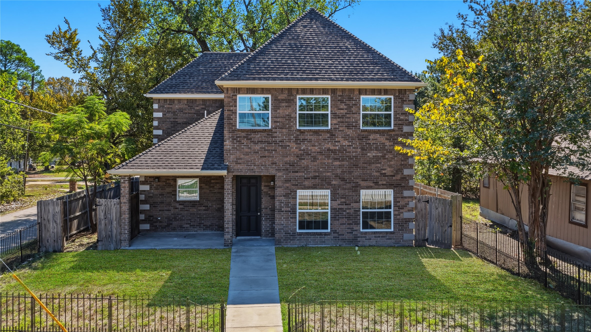 301 Mineral Wells
