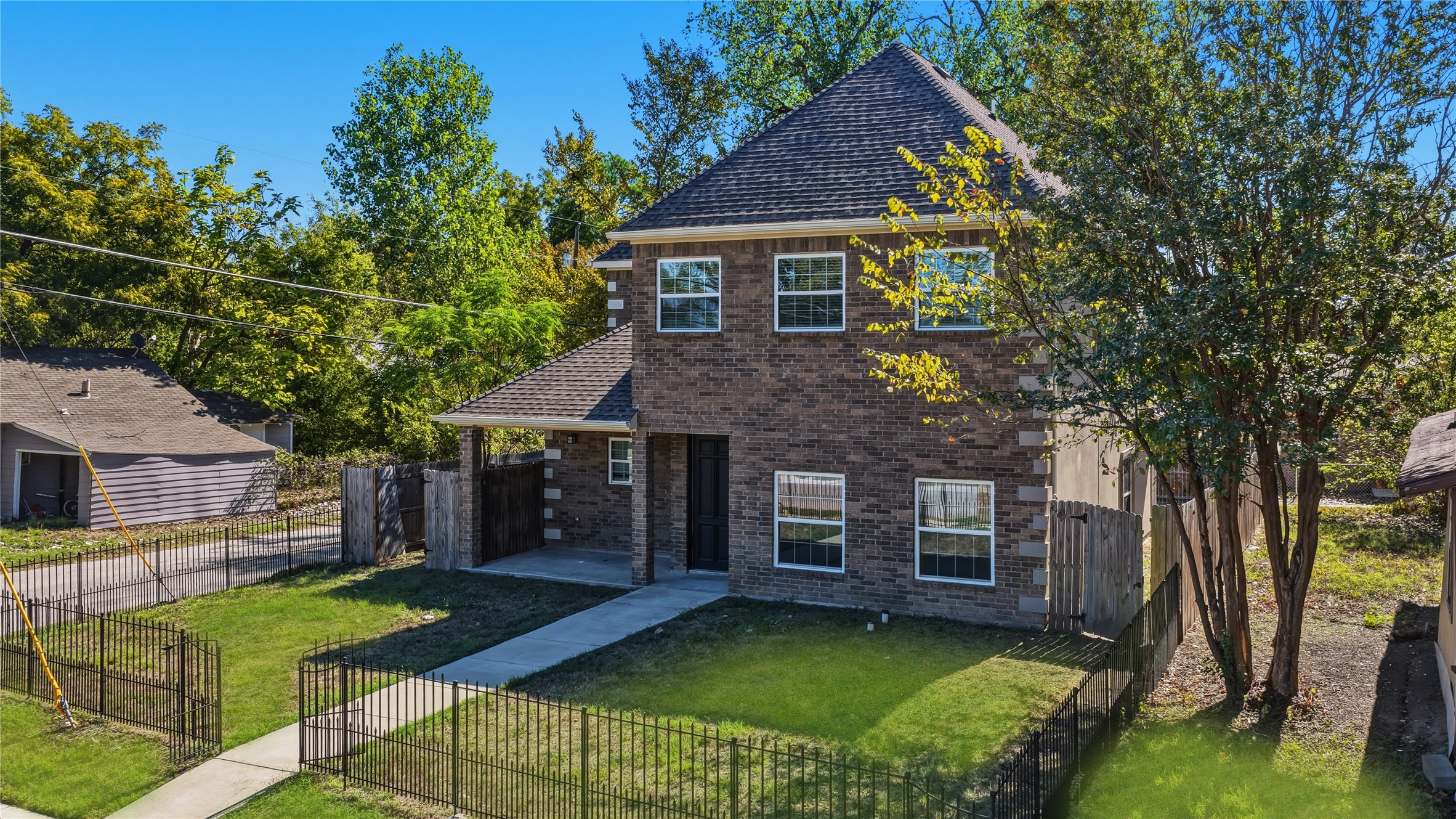 301 Mineral Wells
