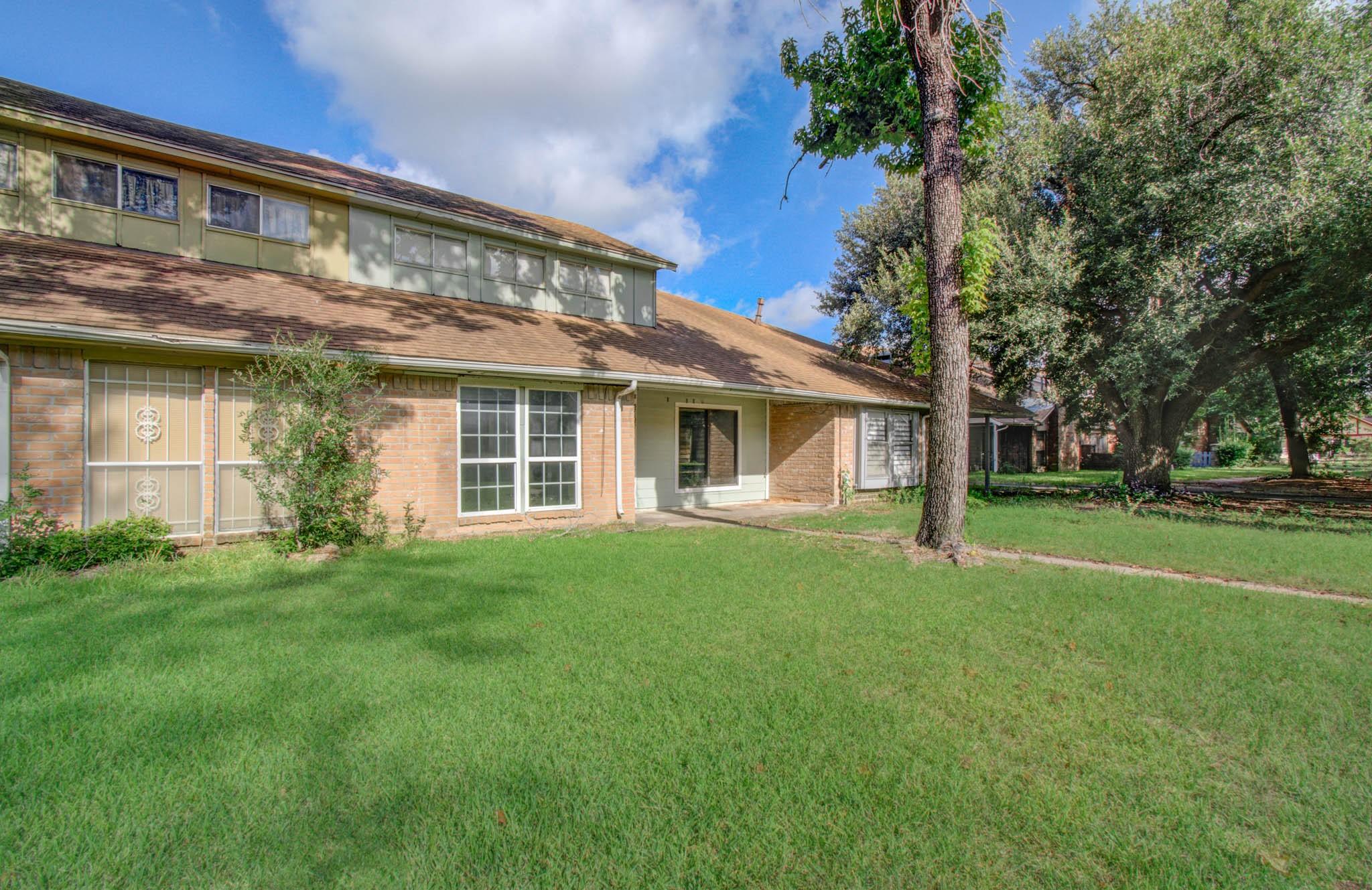 5710 Easthampton Drive # C