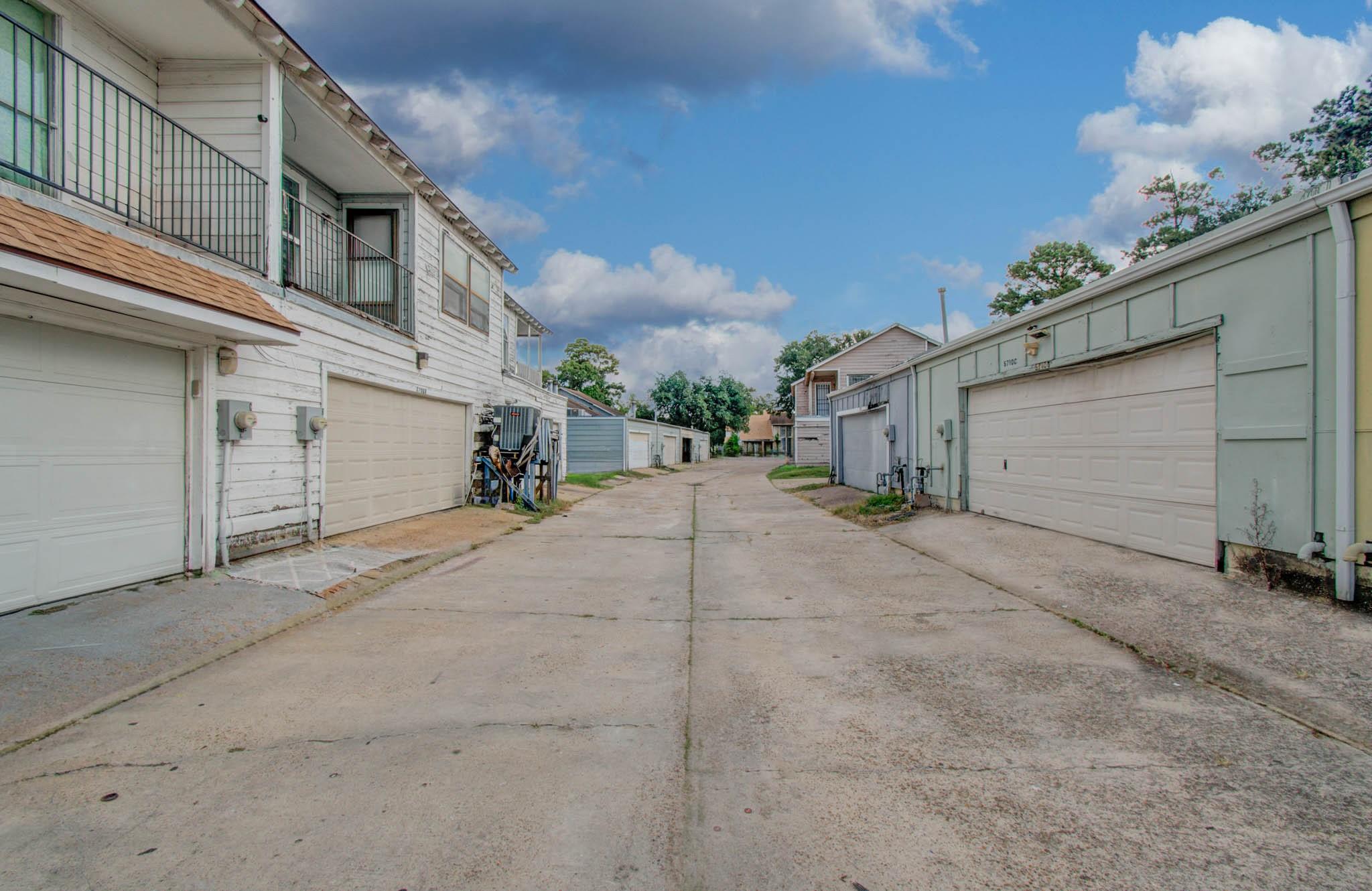 5710 Easthampton Drive # C