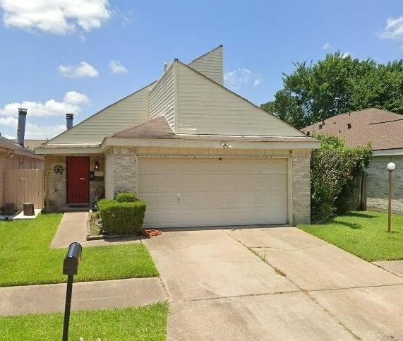 6118 Linnhaven Drive