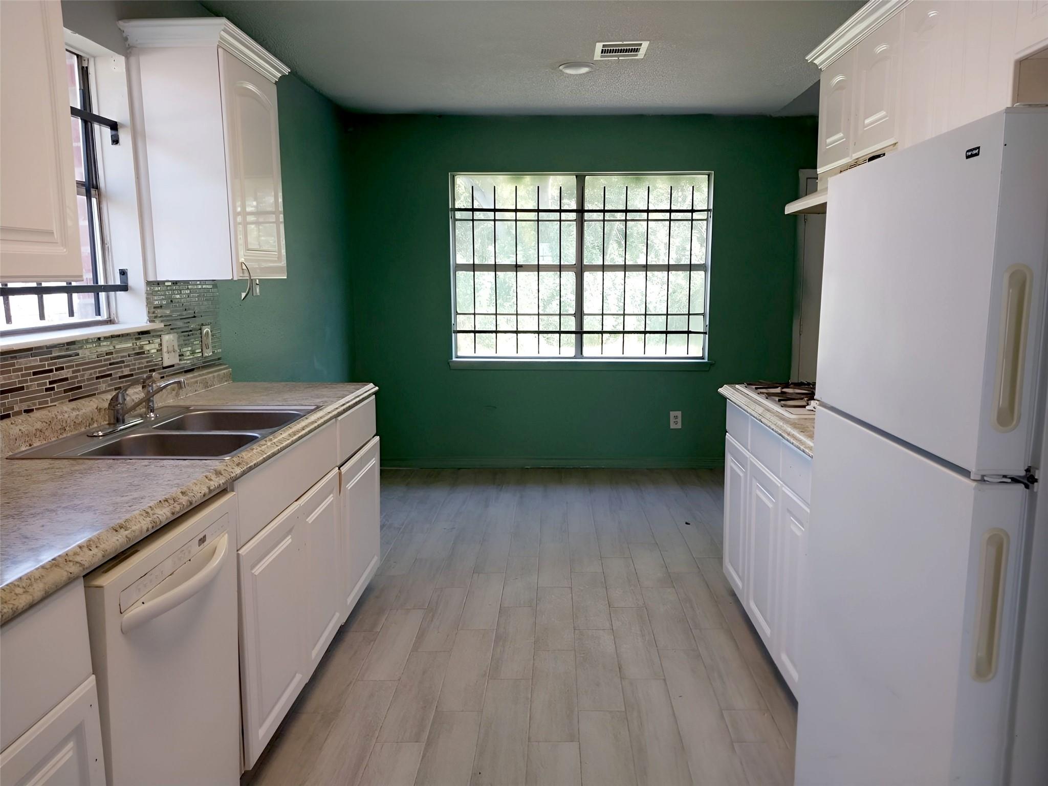 12819 Cape Hyannis Drive