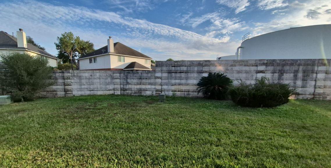 16819 Newlight Bend Drive