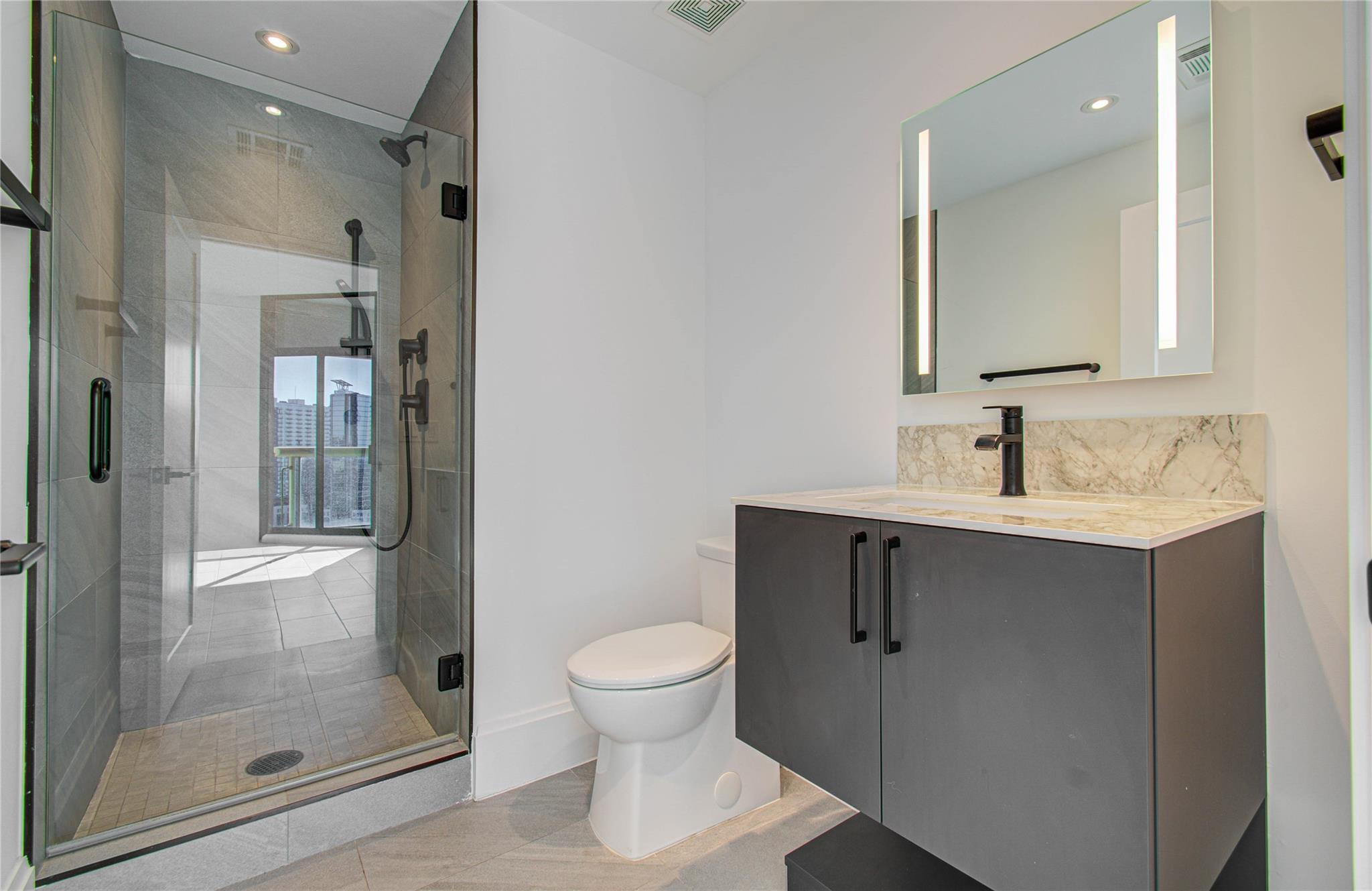 1701 Hermann Drive # 20D