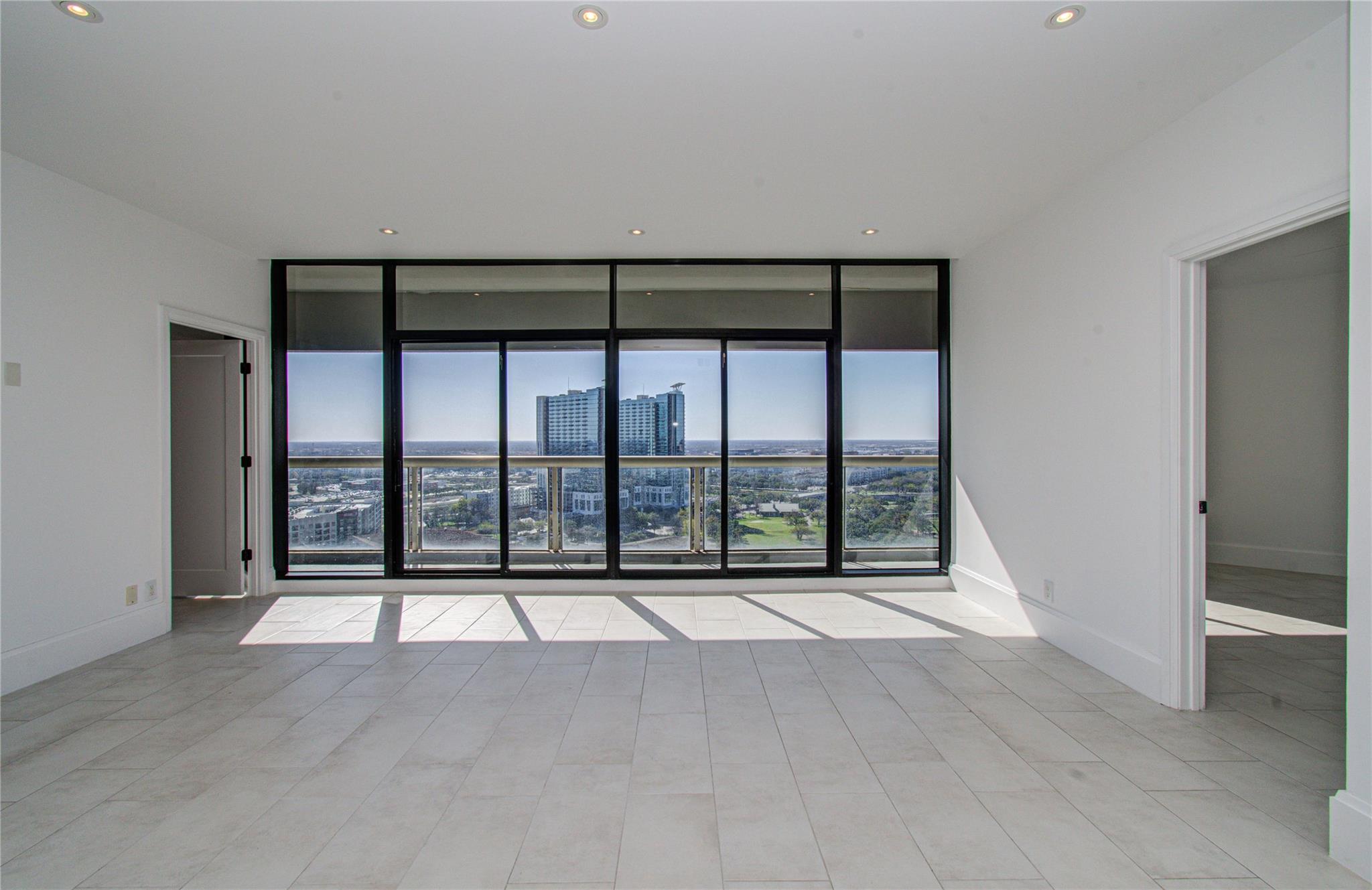 1701 Hermann Drive # 20D