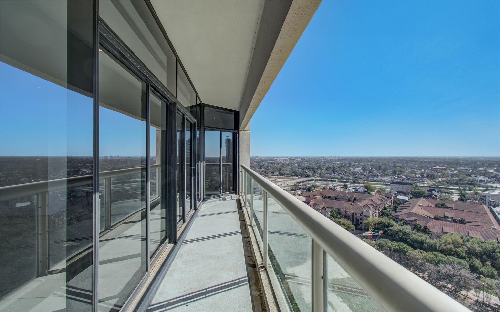 1701 Hermann Drive # 20D