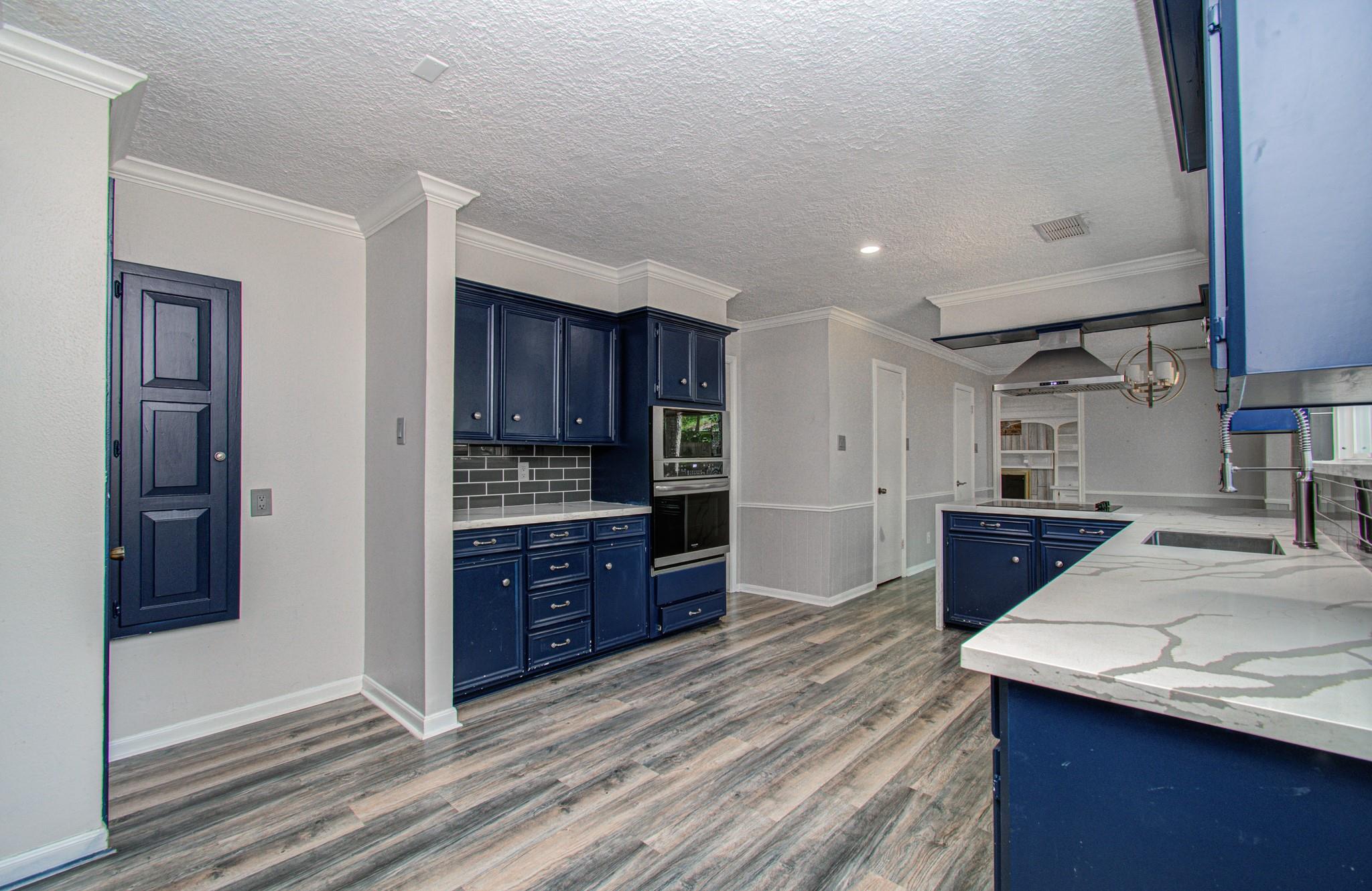 6618 Stoney River Drive