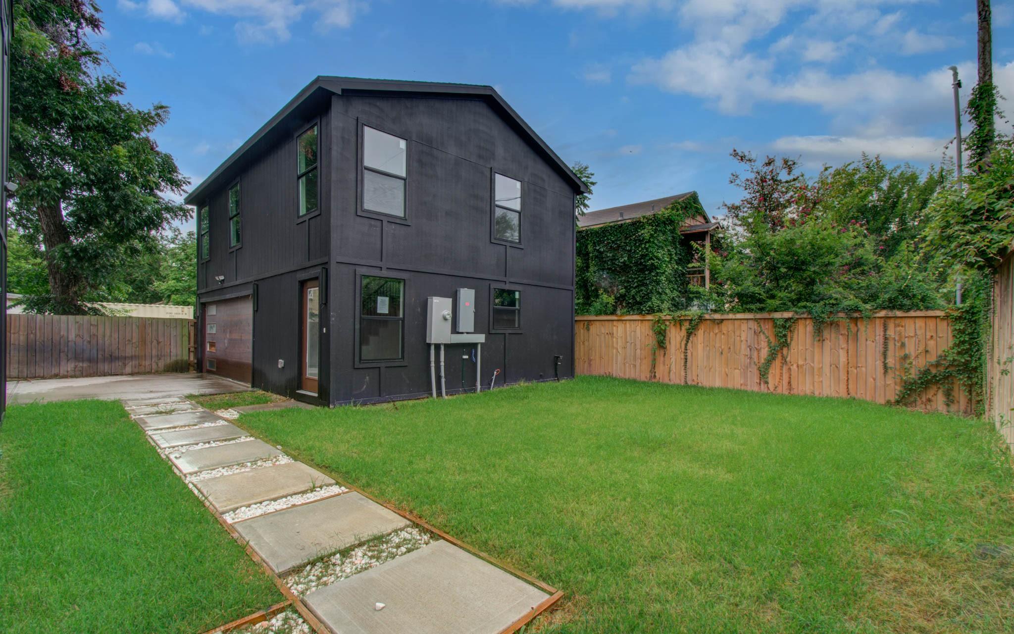 3214 Prospect Street