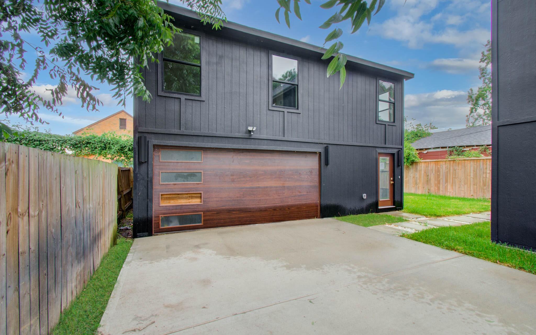 3214 Prospect Street
