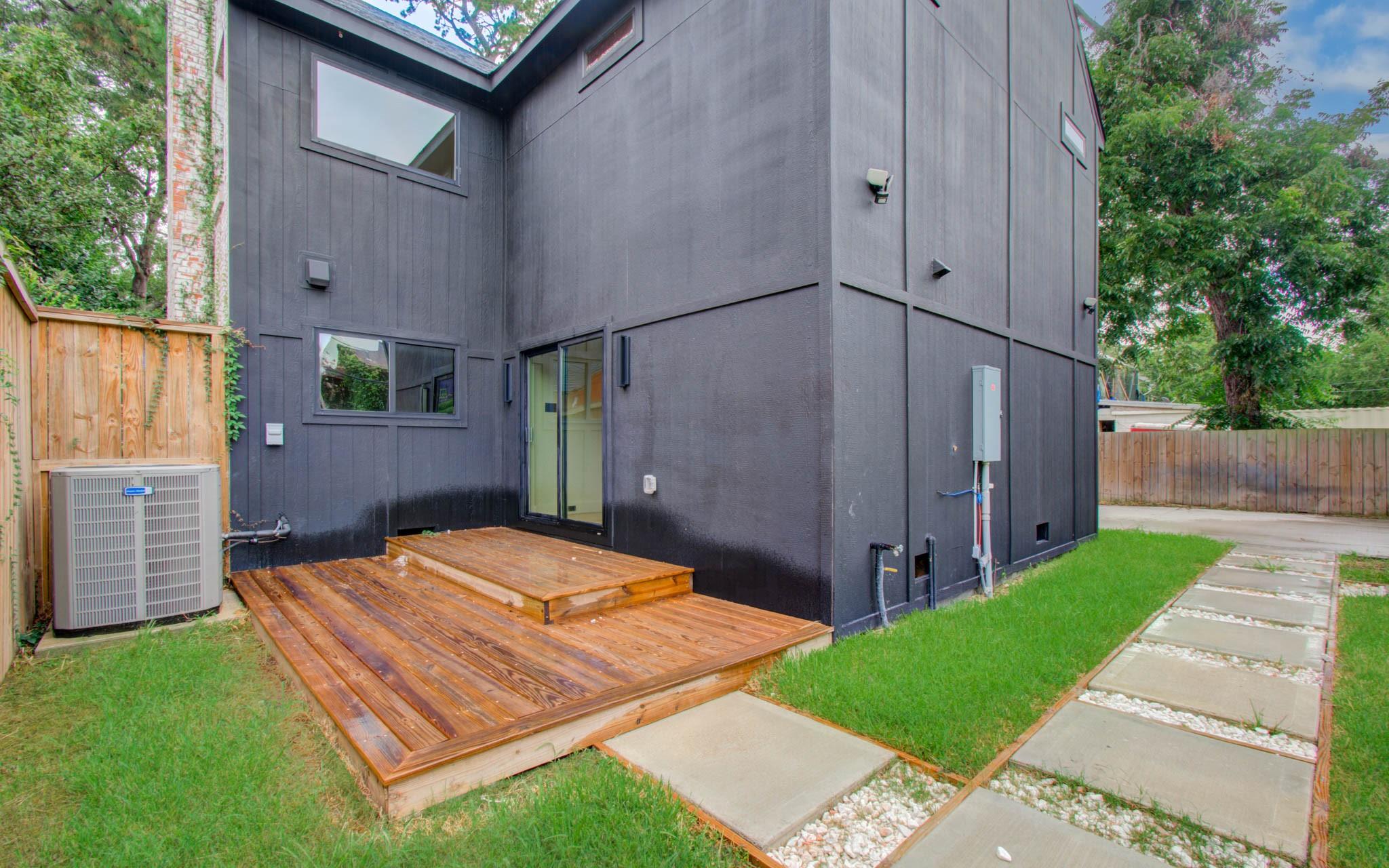 3214 Prospect Street