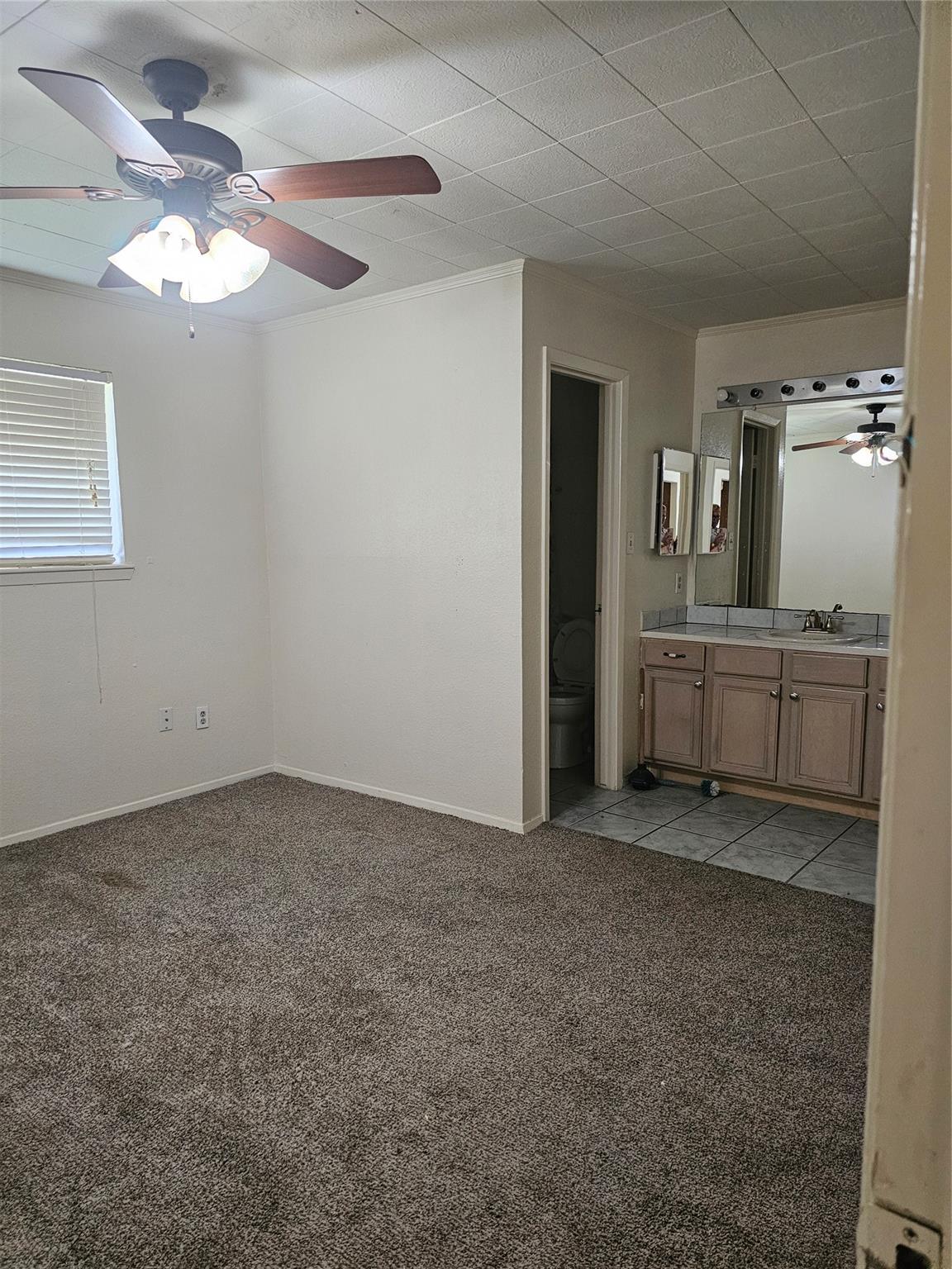 10930 Fallbrook Drive