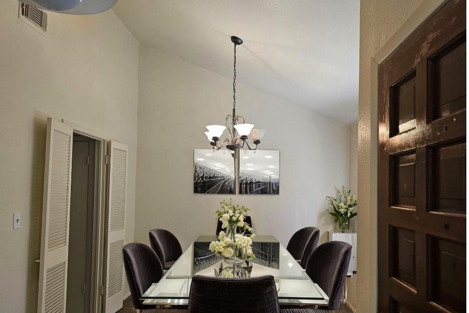 10930 Fallbrook Drive
