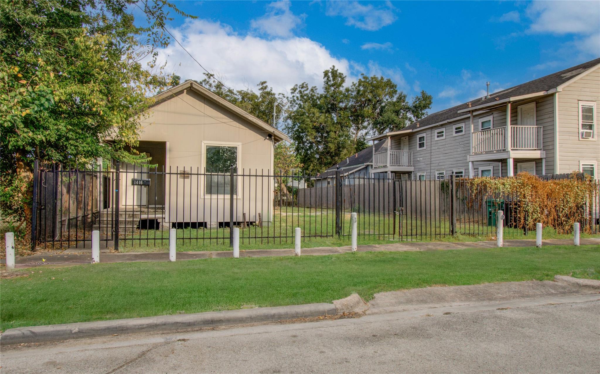 807 Golf Court