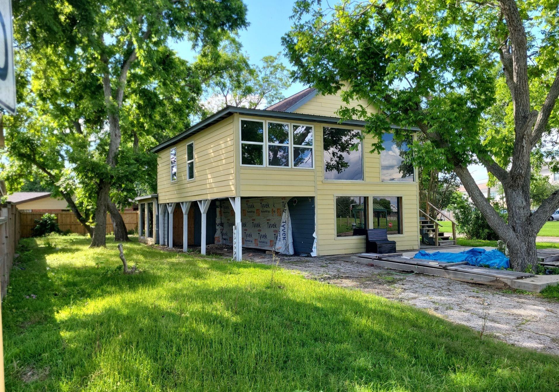 1015 N Bayshore Drive