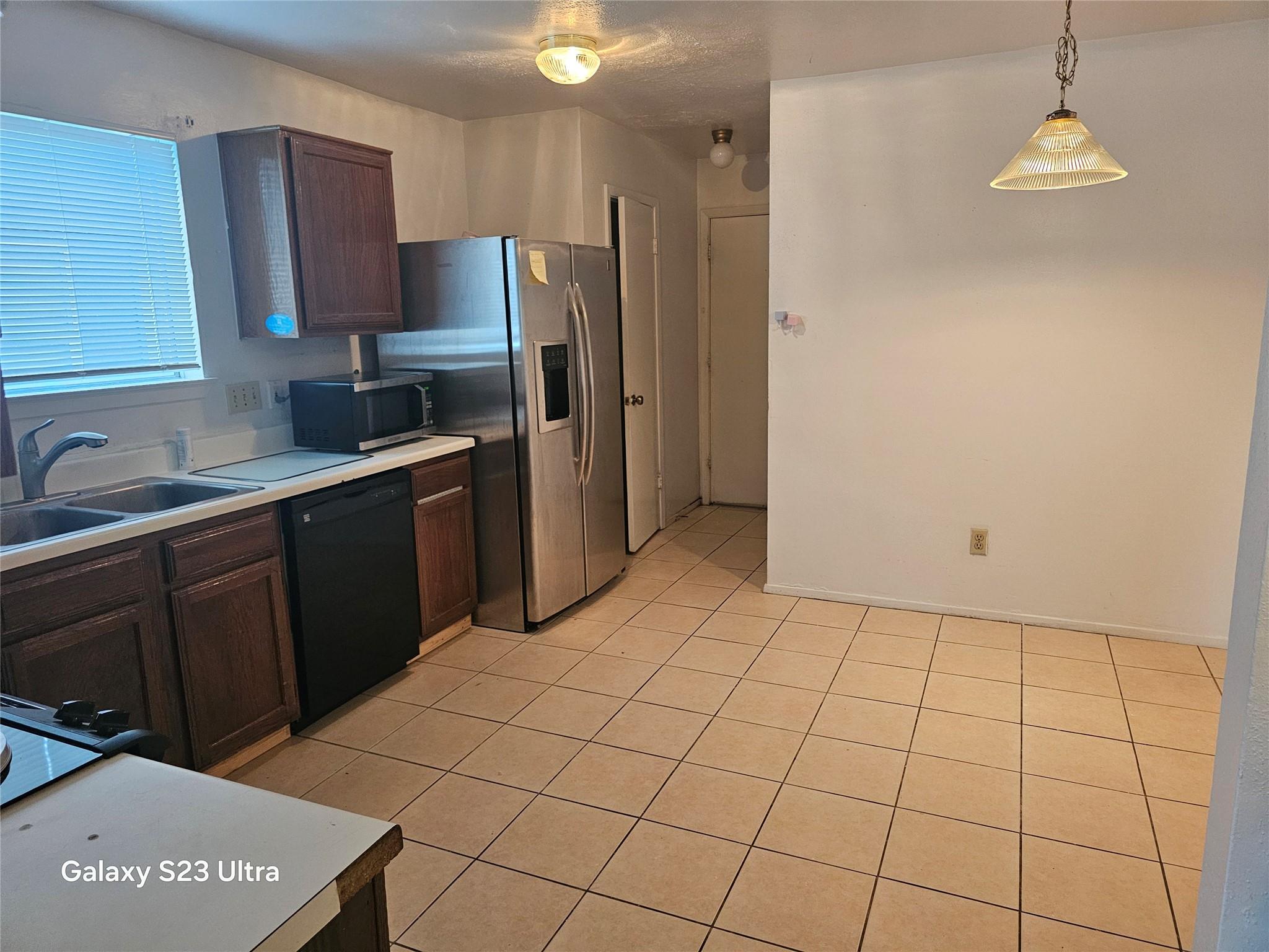 1322 Fieldstone Drive