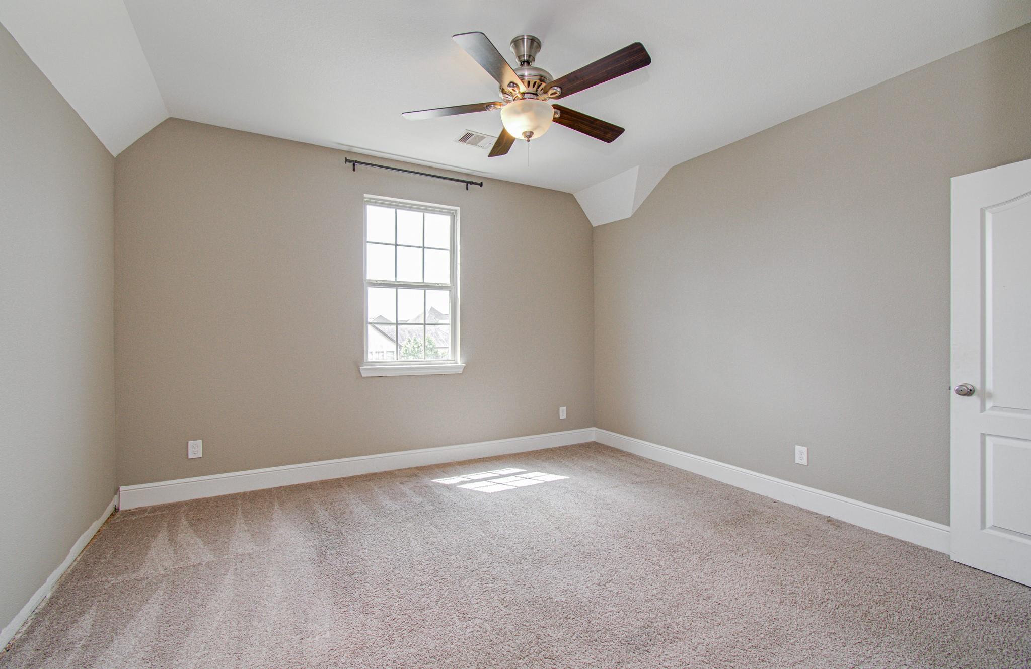 2726 Kingston Bluff Lane