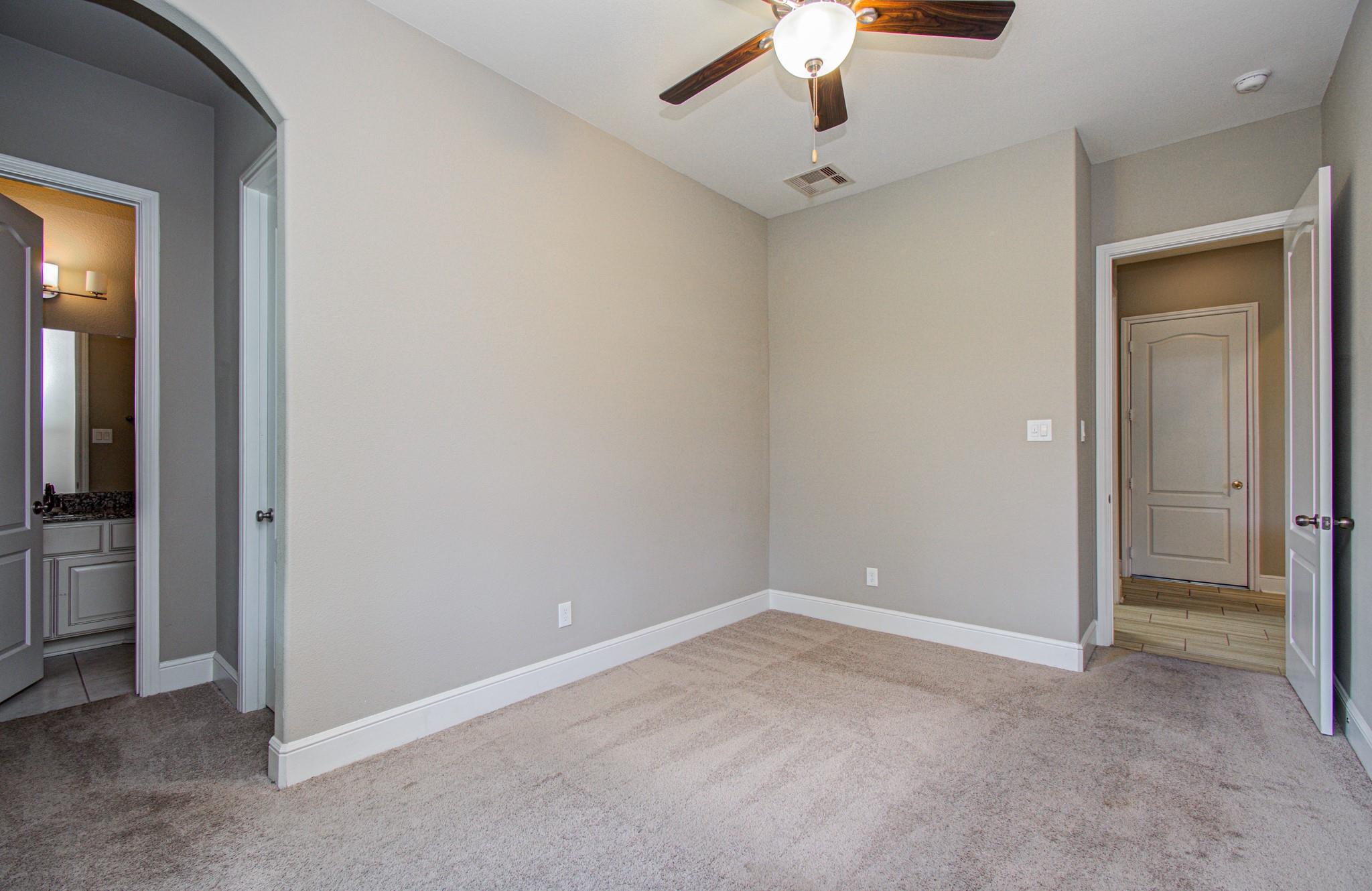 2726 Kingston Bluff Lane