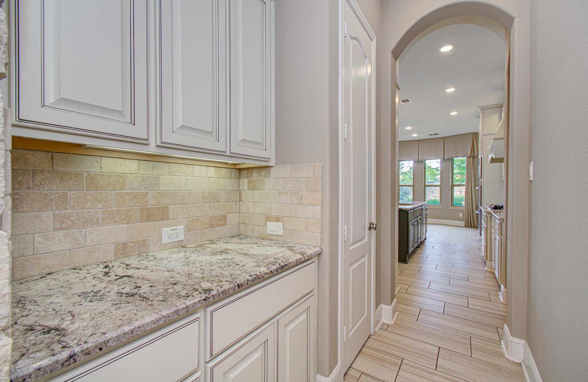 2726 Kingston Bluff Lane