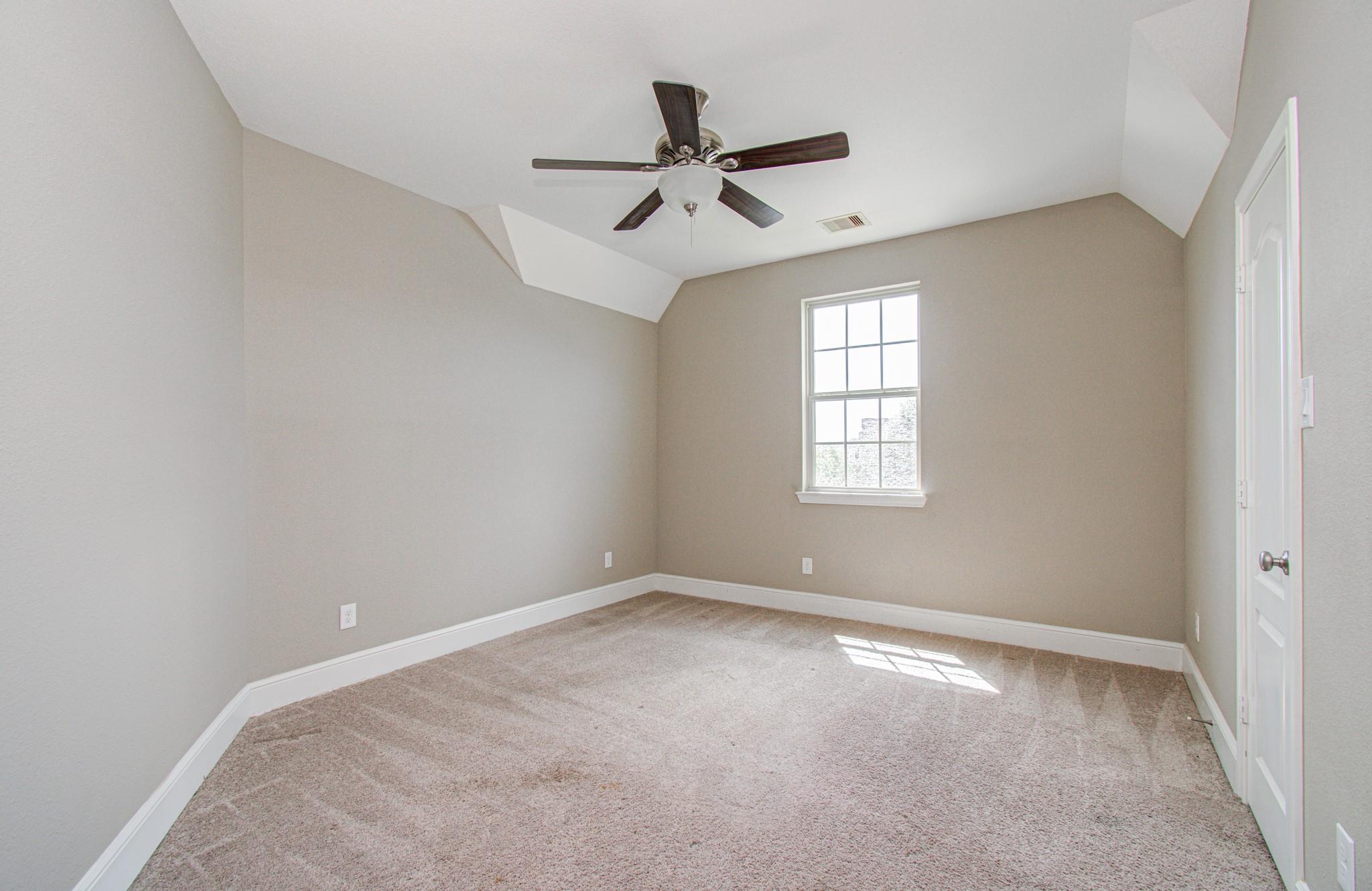2726 Kingston Bluff Lane