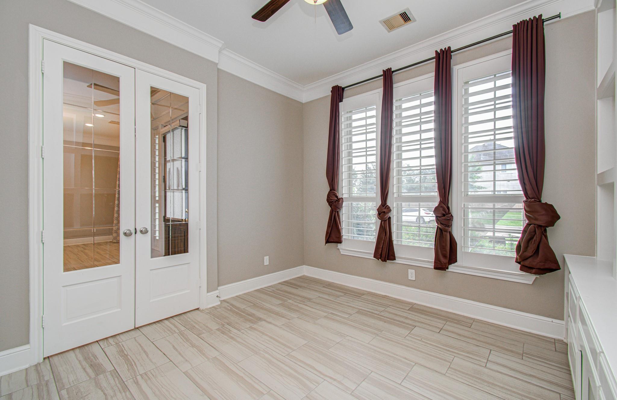 2726 Kingston Bluff Lane