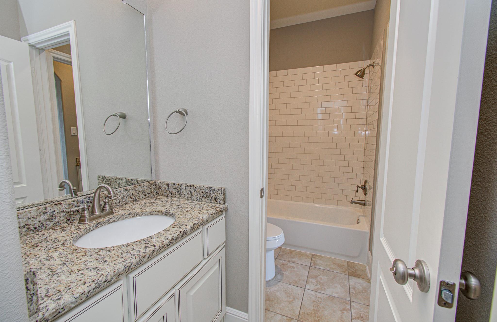 2726 Kingston Bluff Lane