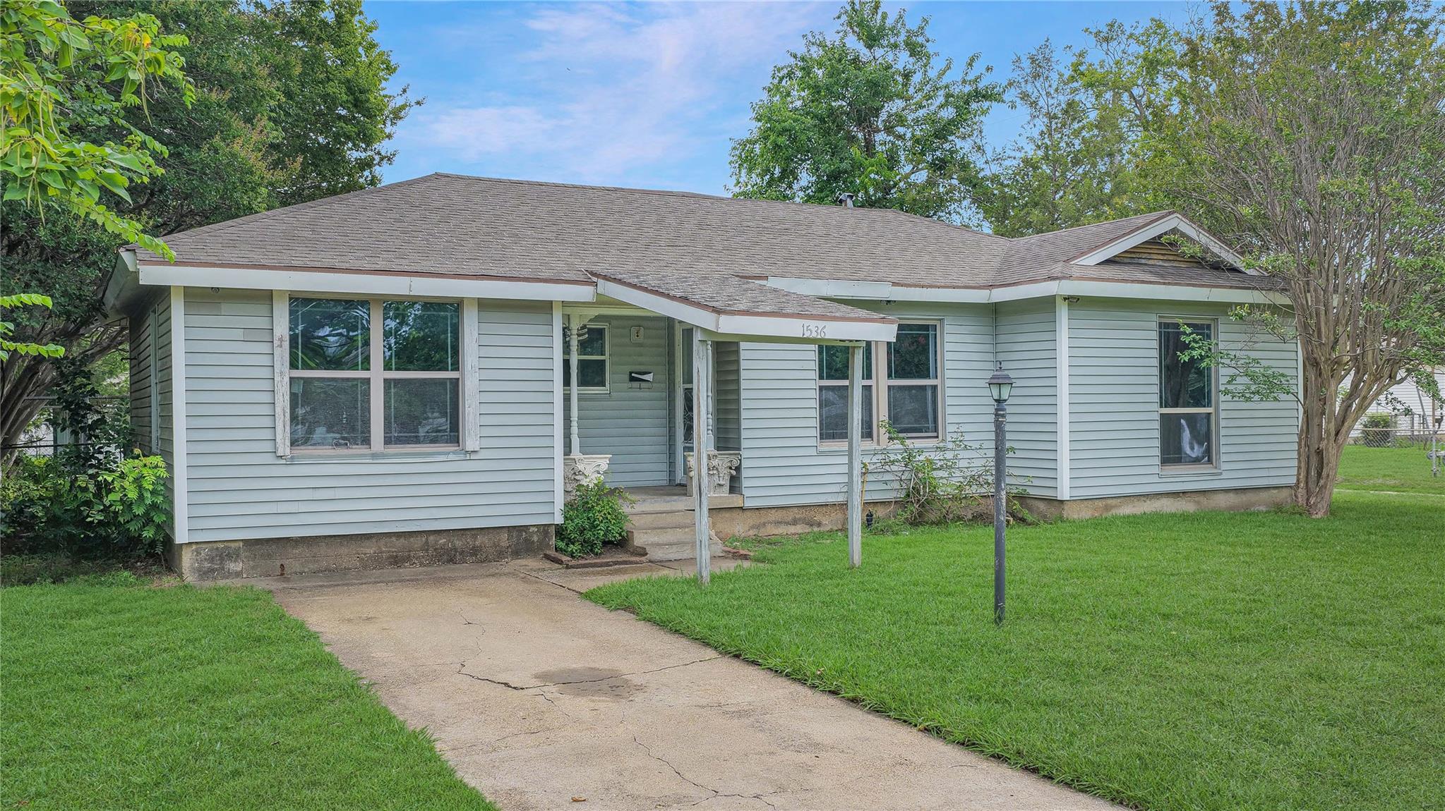 1536 Celeste Drive