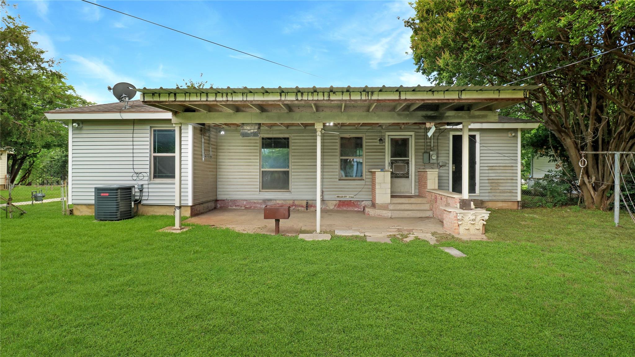 1536 Celeste Drive