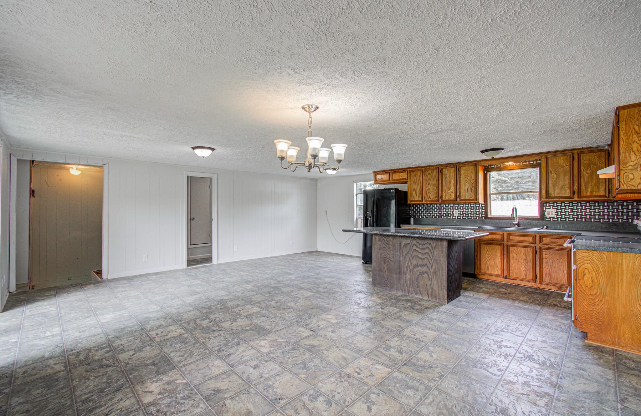 20810 Deuster Lane