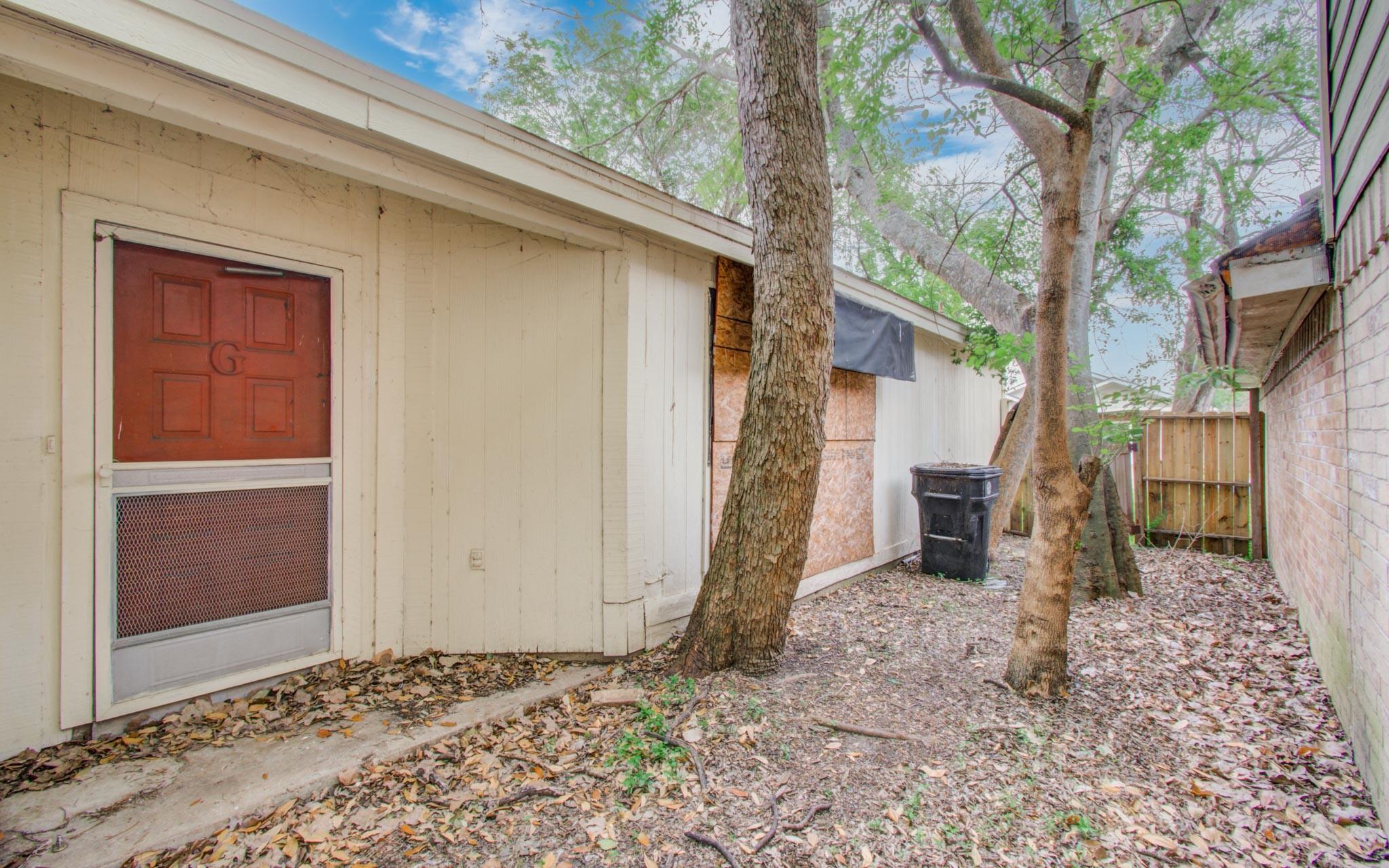 12728 Hollandale Drive