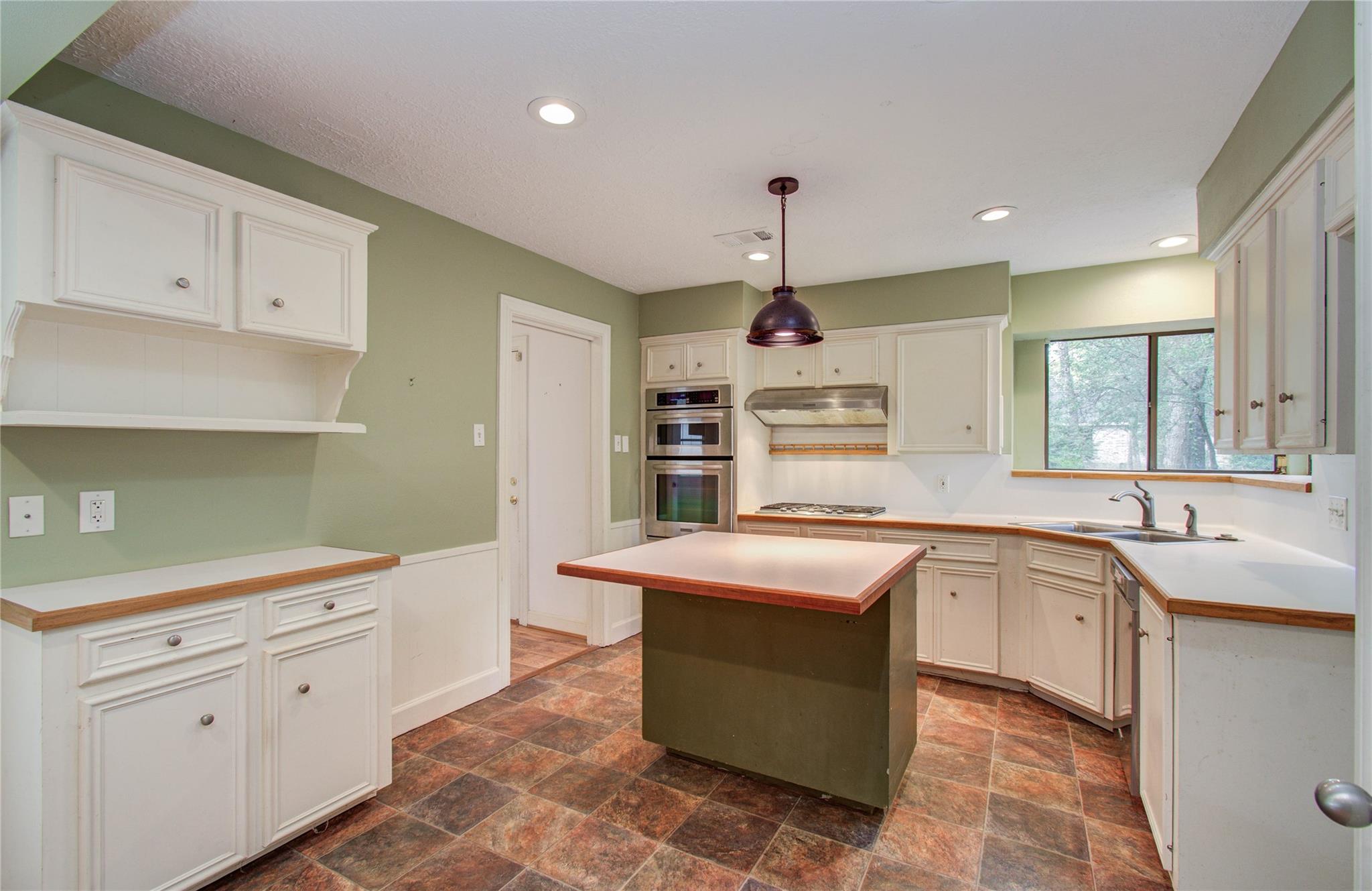 10715 E Timberwagon Circle