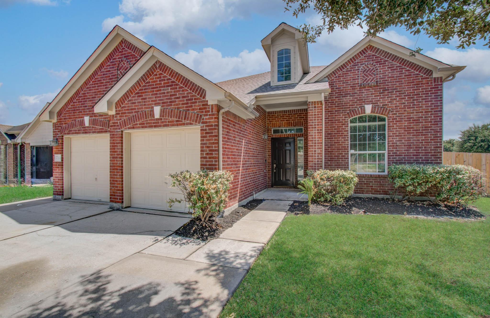 6715 Starcroft Court