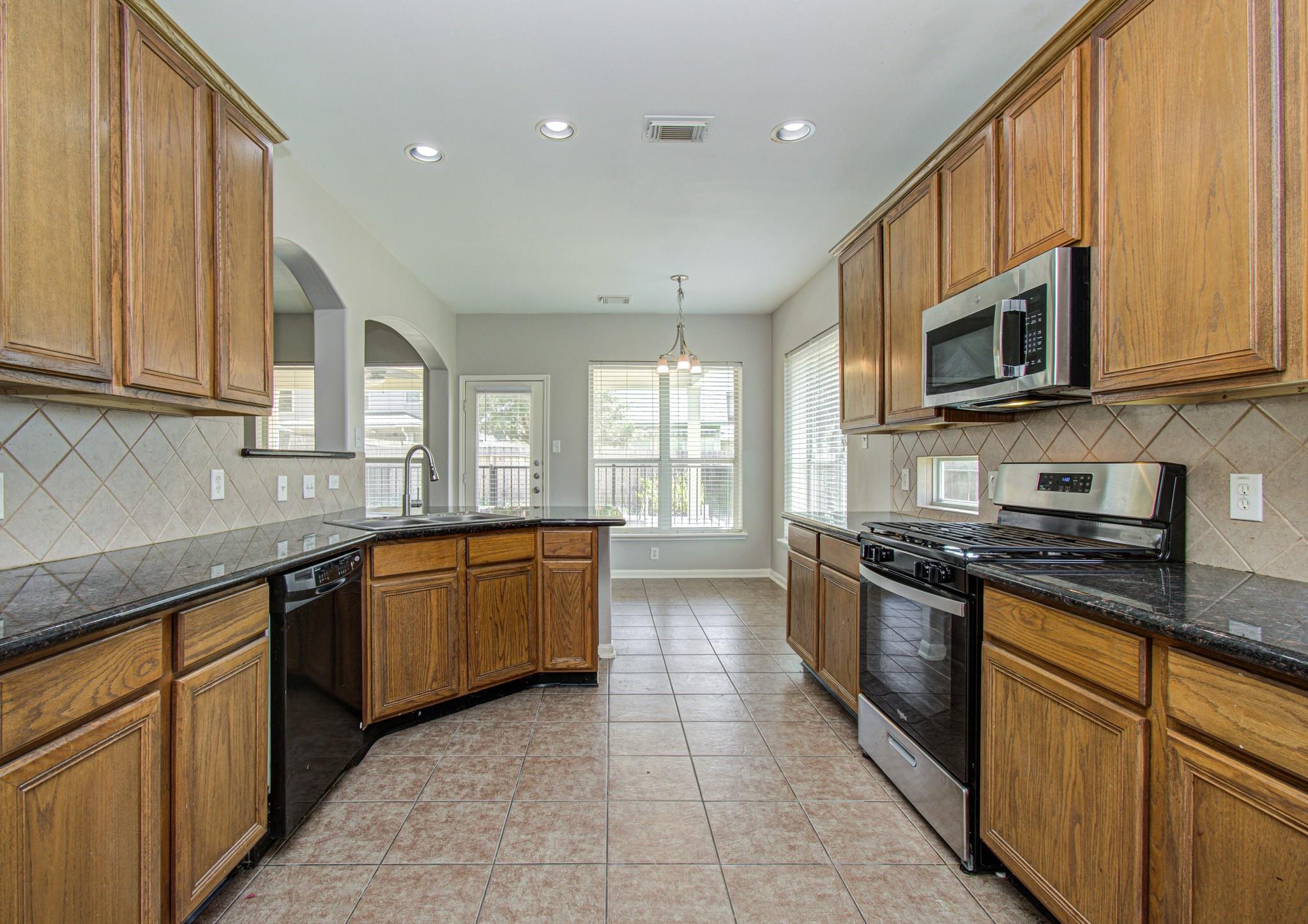 6715 Starcroft Court